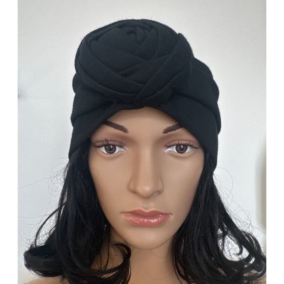 1960s Black Knit Turban Hat Rosette Detail main image 10